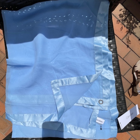 Light blue sheer wrap - Calvin Klein - Picture 2 of 3